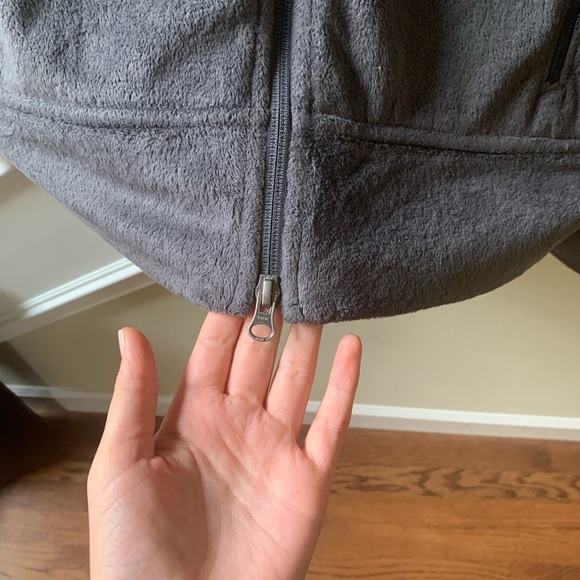Charcoal North Face Fleece w/ high neckline - Picture 6 of 7